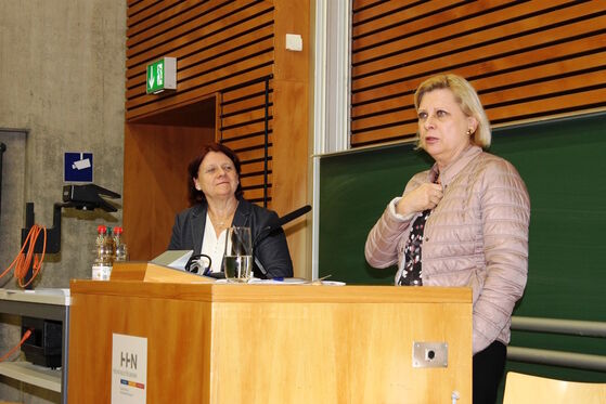 Annette Sawade und Hilde Mattheis Foto: spd kün