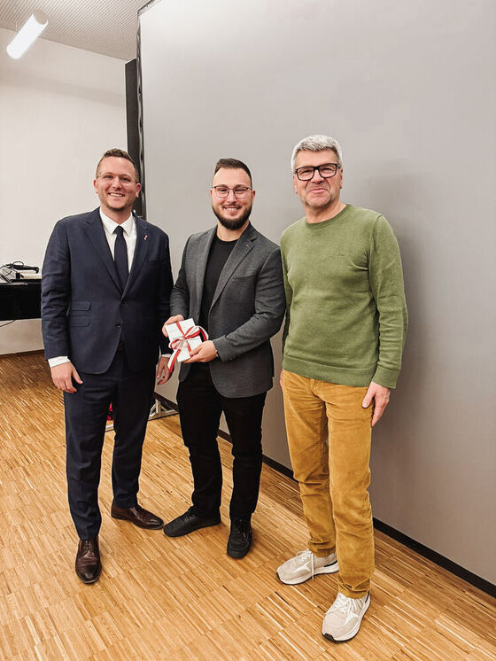 v.l.: Oberbürgermeister Patrick Wegener, Jonas Aberle, Vorsitzender der SPD-Fraktion Markus Mader